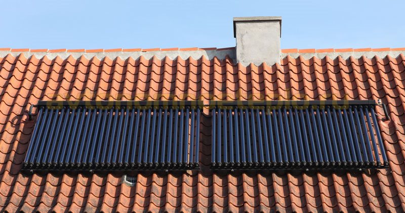 вакуумная солнечная водогрейная установка на крыше